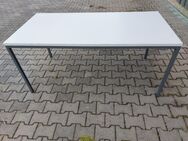 Massiver großer Tisch 1,60m / Schreibtisch / Büro - Vilshofen (Donau) Zentrum