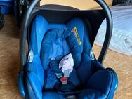 Maxi-Cosi Babyschale blau Jeans incl Base - Weil der Stadt