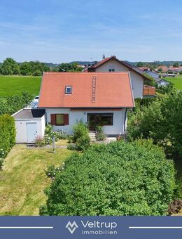 WOHNEN MIT FREIRAUM - KOMPAKTES ZUHAUSE AUF WEITLÄUFIGEM GRUNDSTÜCK - Wörthsee