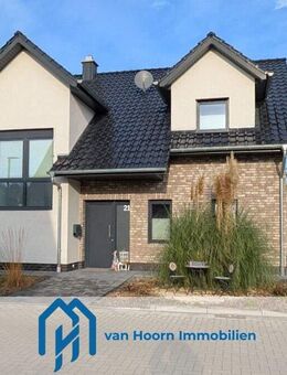 Neuwertiges Einfamilienhaus mit Garage und Blick ins Grüne - Saterland