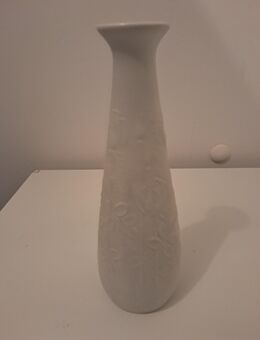 Vasen und Wandteller - Sprockhövel Zentrum