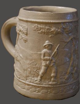 Antiker Bierkrug Steinzeug 0,5Liter , Jagdmotiv - Jäger , Wald , Hirsch , Höhe 12cm , K6 - Görlitz