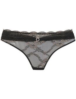LASCANA String aus extravaganter Spitze in transparenter Optik, sexy Dessous