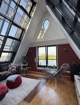 Außergewöhnliche Maisonette-Wohnung mit fantastischem Rheinblick! - Köln