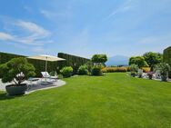 Exklusive Chiemsee-Villa in Bestlage eines renommierten Chiemseeortes - Bergpanorama - Prien (Chiemsee)