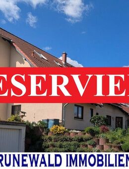 RESERVIERT! Ruhige Lage, Eigennutzung möglich: 3-Zimmer-Wohnung mit Garten und Garagen. - Jena