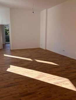 2-Zimmerwohnung Mühlwegviertel neu renoviert - Halle (Saale)