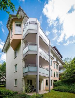 Wohnen in Bestlage: Lichtdurchflutete 3 Zimmer-Wohnung - Kurpark-Nähe inklusive - Wiesbaden