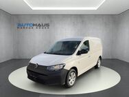 VW Caddy, 2.0 TDI V Cargo Maxi HECKFLÃGEL FENSTER MIRROR LINK HINTEN, Jahr 2024 - Pöttmes