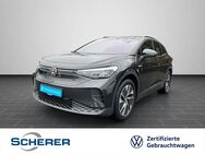 VW ID.4, Life Pro Performance Life 77ÄRMEPUMPE SCHUKOSTECKER, Jahr 2021 - Neunkirchen (Saarland)