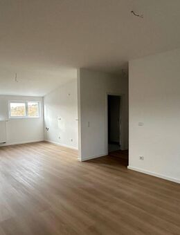 Lichtdurchflutete Dachgeschosswohnung kernsaniert -provisionsfrei- - Gelsenkirchen