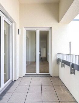 !!! NUR mir WBS - Förderweg 2 für 5 Pers. !!! Lichtdurchflutetes Wohnglück mit Loggia & vier Schlafzimmern - Frankfurt (Main)