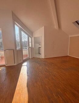 Ich biete eine charmante, lichtdurchflutete Maisonettewohnung in Kaiserslautern Mühlstrasse an. - Kaiserslautern