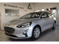 Ford Focus Turnier/1.HAND/STANDHEIZUNG/NAVI/LED/TEMPO - Sennfeld