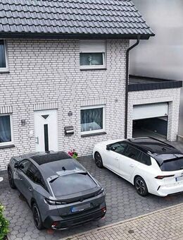 Gepflegte Doppelhaushälfte mit Einliegerwohnung, Garten & Garage in Bielefeld-Heepen - Bielefeld