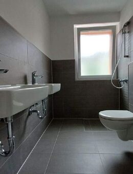 Geräumige 2-Zimmer-Whg mit Balkon in gedämmtem Haus - Minden (Nordrhein-Westfalen)