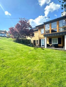 Einfamilienhaus mit Einliegerwohnung und Gartenparadies (Weiler) - Königsfeld (Schwarzwald)
