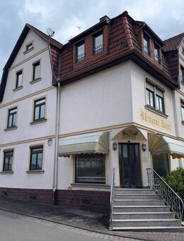 teilsaniertes Wohn- und Geschäftshaus im Zentrum von Barchfeld - Barchfeld-Immelborn