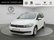 VW Touran, 2.0 TDI Comfortline, Jahr 2020 - Oelsnitz (Erzgebirge)