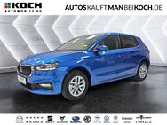 Skoda Fabia, 1.0 TSI WINTERPAKET APP, Jahr 2024 - Berlin