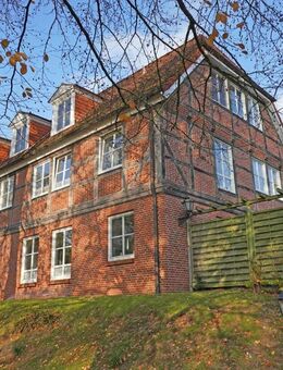 Vermietete 2-Zimmer-Eigentumswohnung im Fachwerkhaus - Bendestorf - Bendestorf