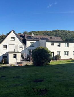 Attraktives Immobilienduo - Mehrfamilienhaus mit angrenzendem Einfamilienhaus auf großem Grundstück - Remscheid