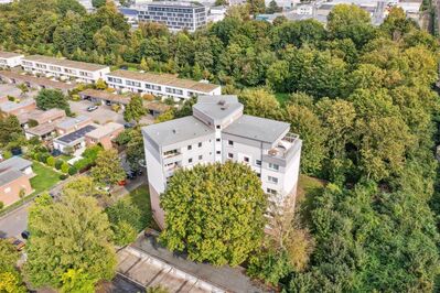Sanierte Wohnung mit großzügiger Terrasse und Weitblick