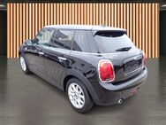 MINI Cooper, 5trg Pepper, Jahr 2021 - Dresden