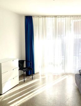 - möbliertes Apartment in der Bonner Altstadt zum 15.12.2025 - - Bonn