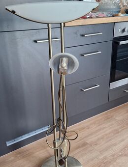 Schöne Stehlampe - Nürnberg