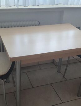 Küchentisch in Buche mit 2 Stühlen - Düsseldorf