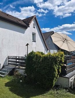 Charmantes Einfamilienhaus mit viel Potenzial in Steinwiesen - Steinwiesen