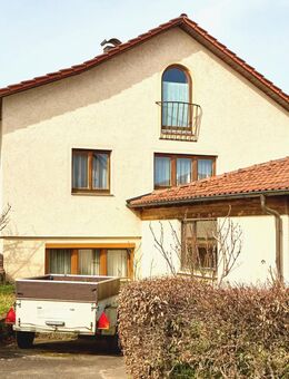 Freistehendes Einfamilienhaus wartet auf Sie - mit Garten und Doppelgarage in schöner Wohnlage - Schorndorf (Baden-Württemberg)