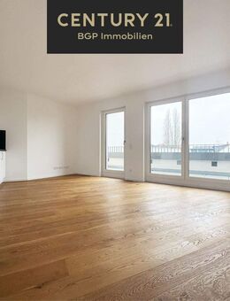 Zwei-Zimmer-Wohnung mit Terrasse / 1.3.2 - Frankfurt (Main)