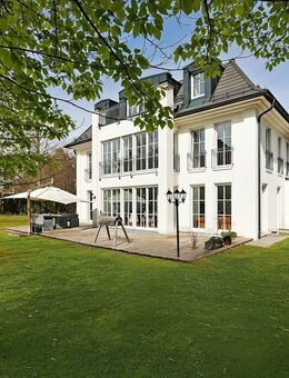 Eleganz und Exklusivität vereint - Repräsentative Villa in Solln! - München