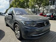 VW Tiguan, 1.5 TSI Move Lenk R, Jahr 2023 - Rüsselsheim