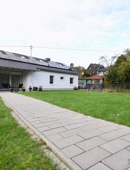 Modernes Familiendomizil in Idar-Oberstein - Bezugsbereit mit PV-Anlage und großem Grundstück - Idar-Oberstein