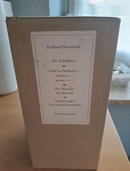 Eckhard Henscheid. 4 Bücher von 2001 Verlag, ungeblättert. Karton nicht makellos - Buchen (Odenwald)
