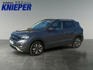 VW T-Cross, 1.0 TSI Life, Jahr 2023 - Zetel