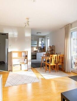 City Refugium im 1. Obergeschoss - Münchens Urban Chic 2-Zimmer Whg. mit Südbalkon - München