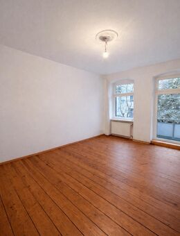Großzügiger 2-Zimmer-Altbau im 1.OG mit Balkon & Tageslichtbad in gefragter Schöneberger Kiezlage - Berlin