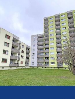 Einziehen und wohlfühlen-moderne, gepflegte 3-Zimmer-Whg. gr. Loggia, Aufzug & Stellplatz in Empelde - Ronnenberg