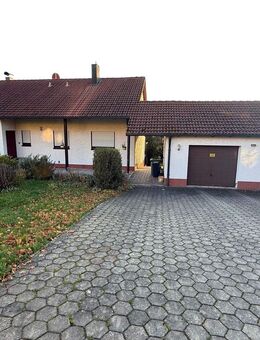 Großzügiges Ein-Zweifamilienhaus, 2116 m² Grund, 237 m² Wohnfl., Bestlage in Marloffstein - Marloffstein