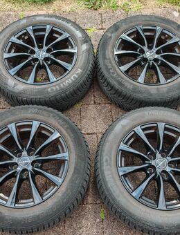 Borbet RE Alu Felgen 7J /16 (Skoda Yeti) black glossy - Arnsberg