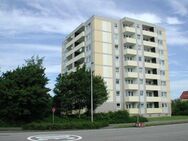 Renovierte 3-Raum-Wohnung mit Vollbad und Balkon - Kiel