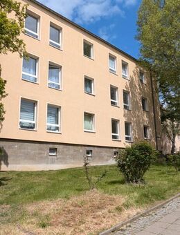 Wird für Sie frisch saniert - 3-Raum-Wohnung - Gera