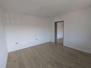 Erstbezug nach Sanierung: Helle 2-Zimmer-Wohnung mit großem Balkon und Aussicht - Salzkotten
