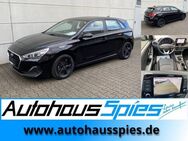 Hyundai i30, 1.0 T-GDI Select RKam Tmat SpurAss AndAuto, Jahr 2019 - Heilbronn