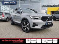 Volvo XC40, B3 B Plus Dark HarmanKardon, Jahr 2024 - Potsdam