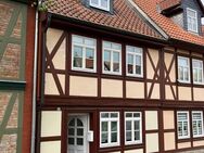 Modernes und stilvolles Reihenmittelhaus mit Südgarten in begehrter Lage von Halberstadt - Halberstadt